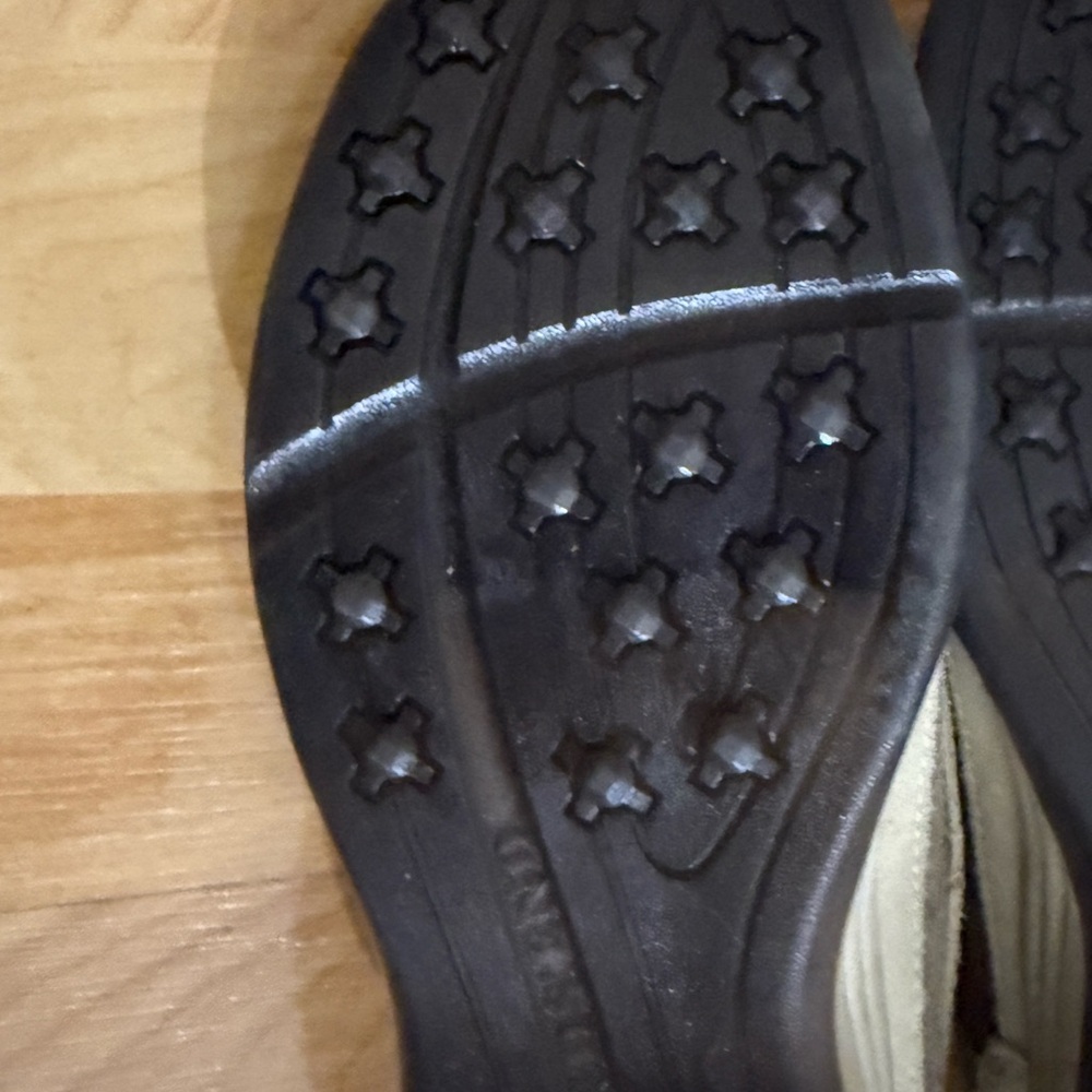 Lands End Mary Jane Trekker Comfort flat woman’s shoes 9 1/2 B NWT - Picture 15 of 16